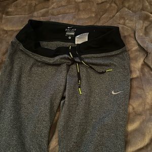 Nike Dri-Fit Capri Pants